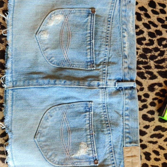 Abercrombie denim mini skirt - Picture 2 of 3